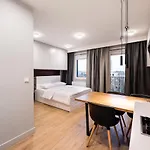 7Th Floor Atelier Praga Studio